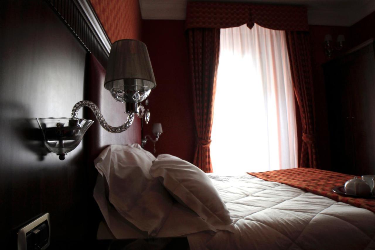 Guiren Dal 1959 Otel Napoli Dış mekan fotoğraf