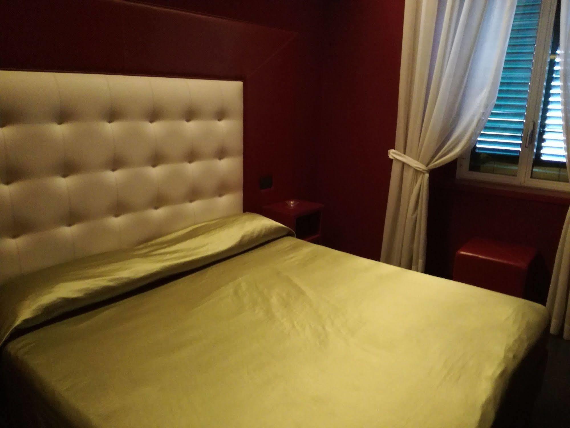 Guiren Dal 1959 Otel Napoli Dış mekan fotoğraf
